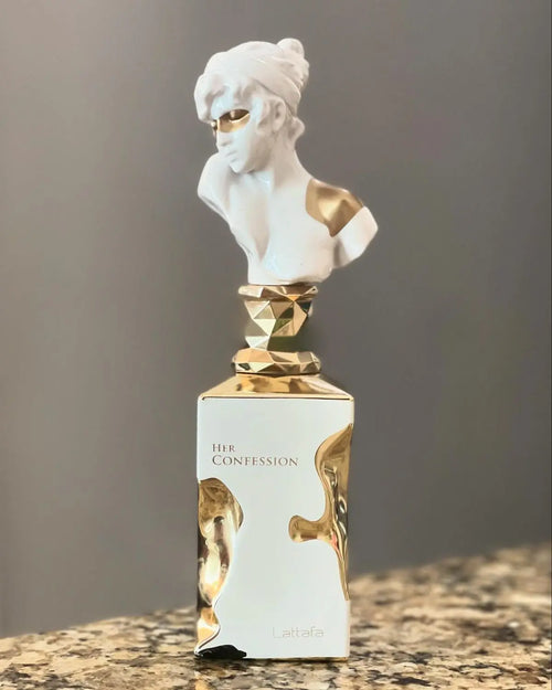 Her confession - Lattafa Fragrance Addict
